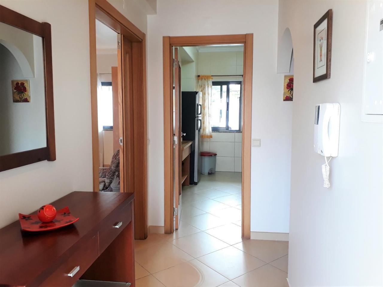 T2 Tahiti - Terraco, Familiar, Garagem, Wifi Lägenhet Quarteira Exteriör bild