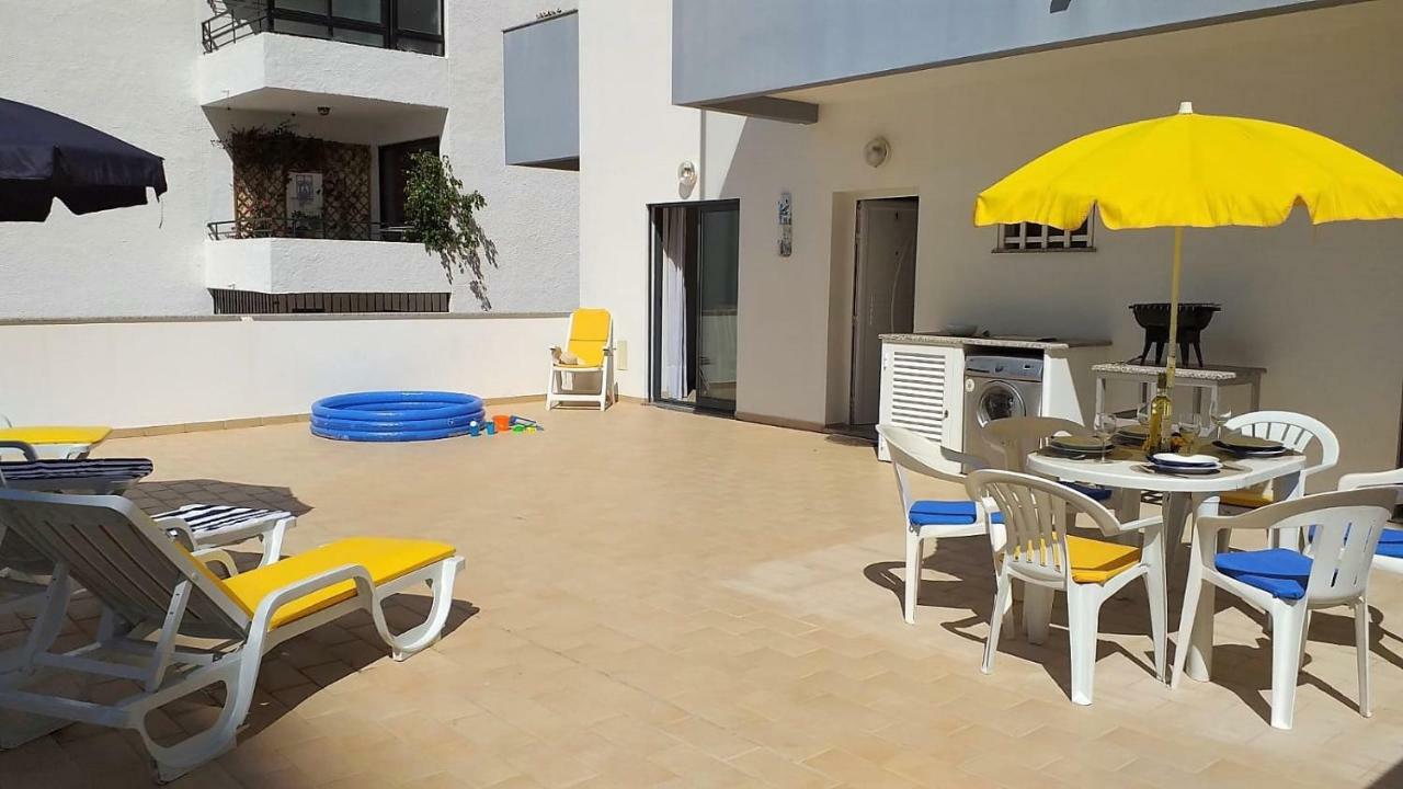 T2 Tahiti - Terraco, Familiar, Garagem, Wifi Lägenhet Quarteira Exteriör bild