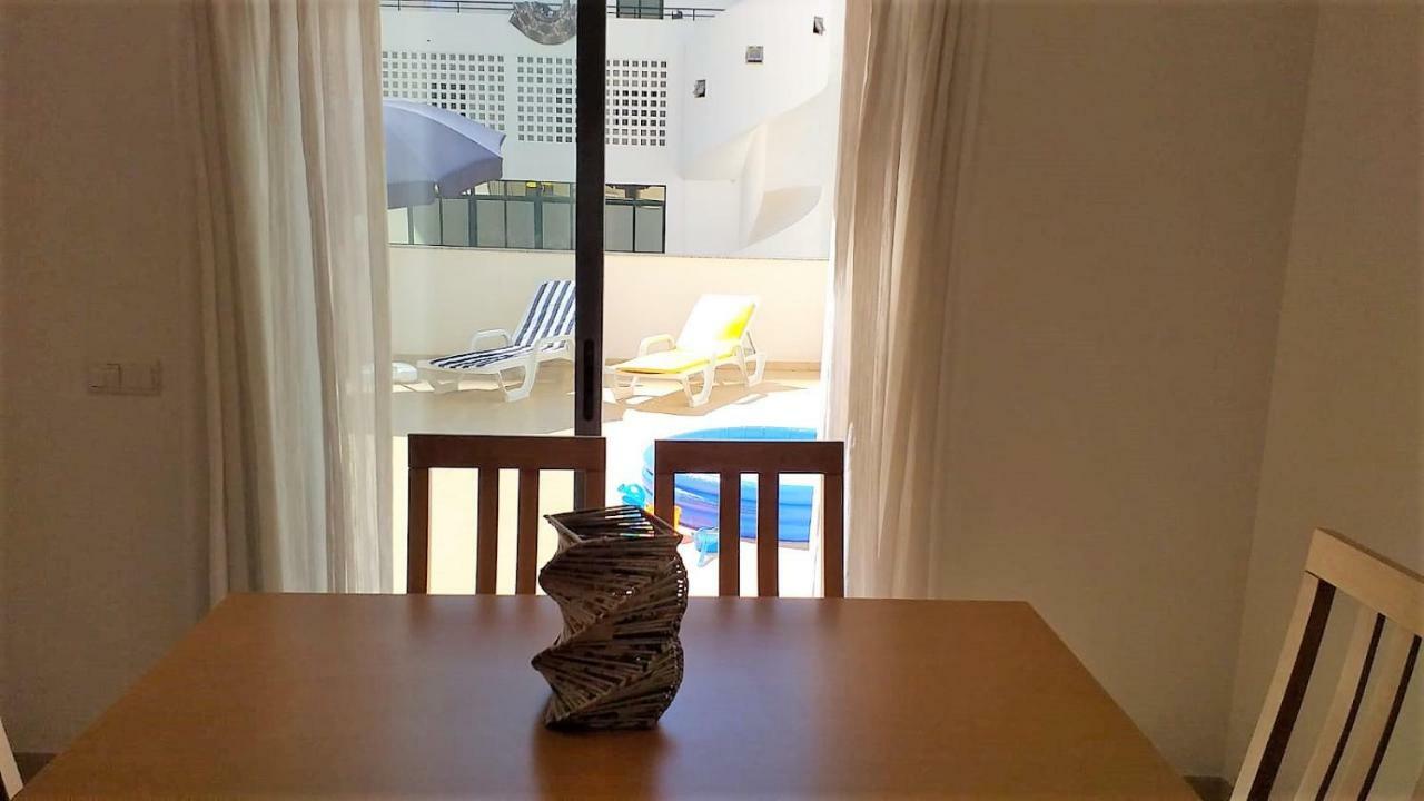 T2 Tahiti - Terraco, Familiar, Garagem, Wifi Lägenhet Quarteira Exteriör bild